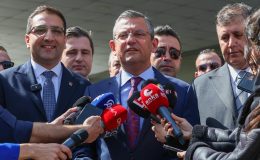Özgür Özel İzmir’de: Devletin Tüm İmkanları Bir Parti İçin Seferber Edildi